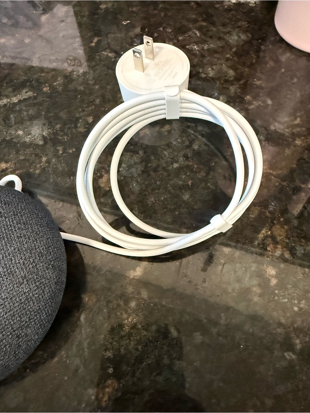 Google Nest Mini - Picture 3 of 3